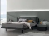 Letto con testiera imbottita Roxy di Tomasella